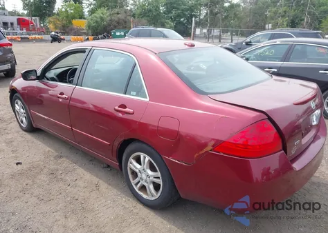 2006 Honda Accord 2.4 Ex из США, поврежденный, VIN 1HGCM56856A085069